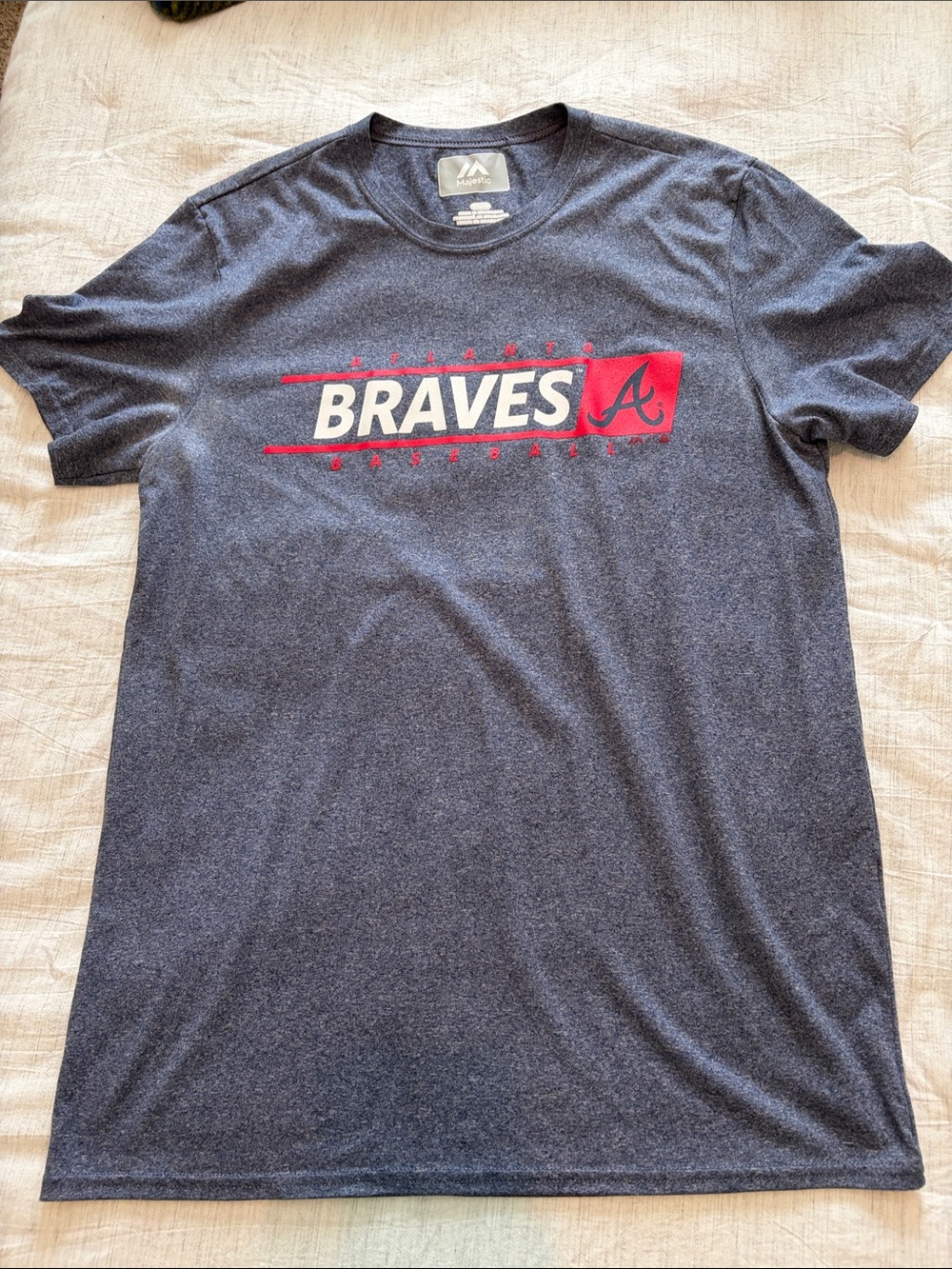 Majestic Navy Braves Graphic Short-Sleeve Tee with Red Accent